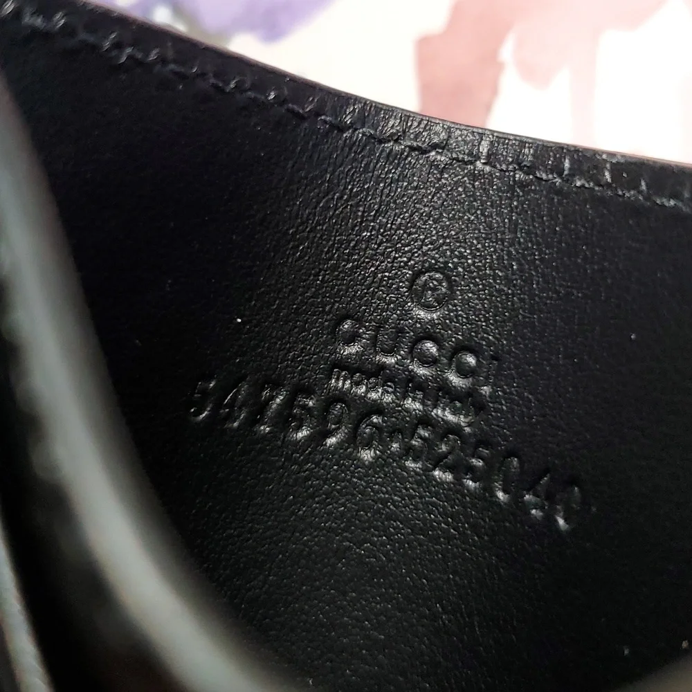Gucci elegant card